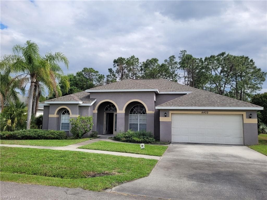 4409 Varsity Lakes DR, LEHIGH ACRES FL 33971-28
