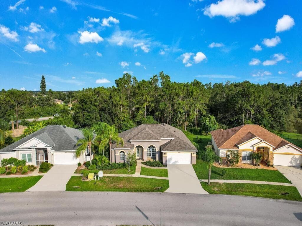 4409 Varsity Lakes DR, LEHIGH ACRES FL 33971-3