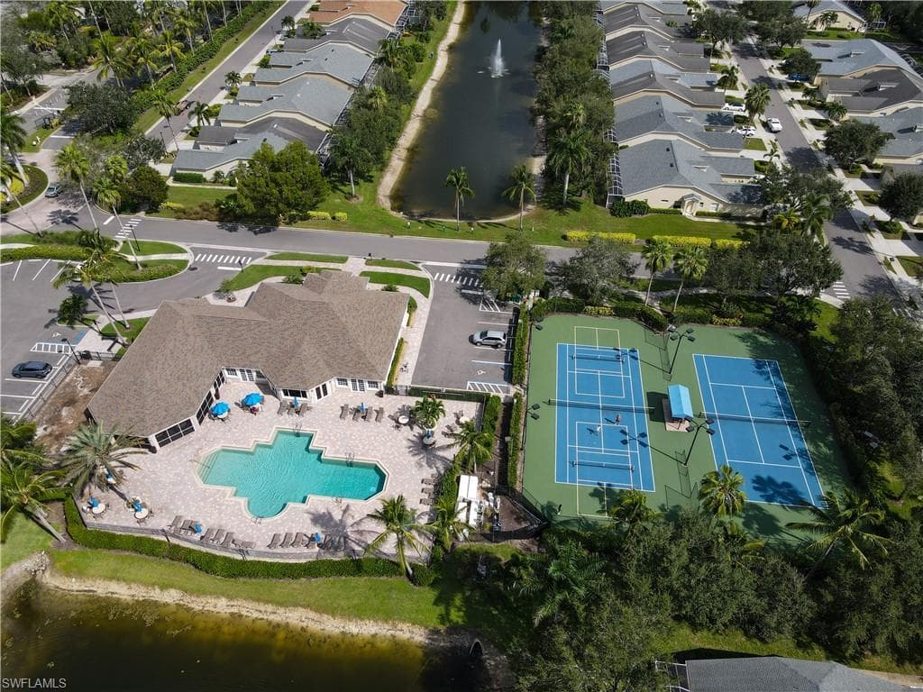 8220 Ibis Cove CIR # B216, NAPLES FL 34119-26