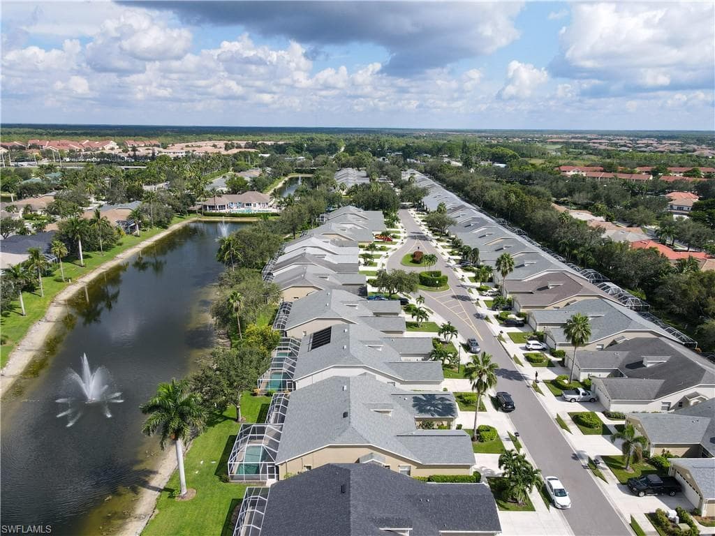 8220 Ibis Cove CIR # B216, NAPLES FL 34119-27
