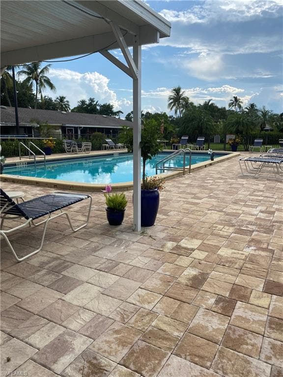 51 Glades BLVD # 2, NAPLES FL 34112-23