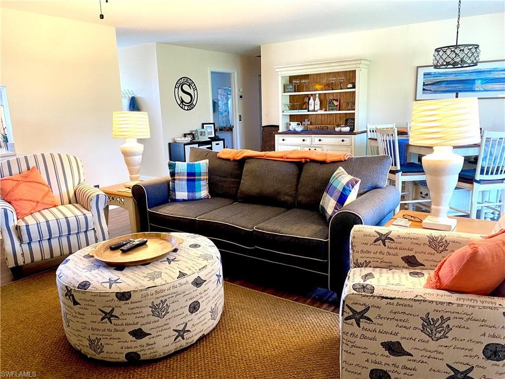 51 Glades BLVD # 2, NAPLES FL 34112-7