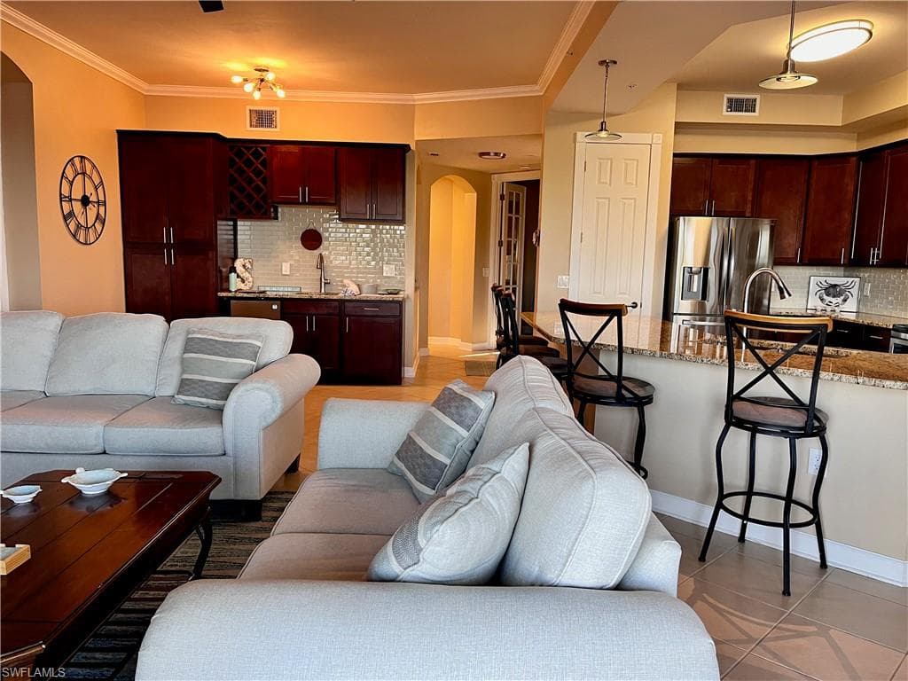 174 Shadroe Cove CIR # 1001, CAPE CORAL FL 33991-10