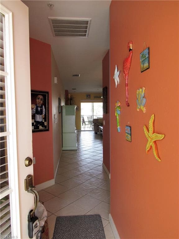 3015 Horizon LN # 2702, NAPLES FL 34109-4