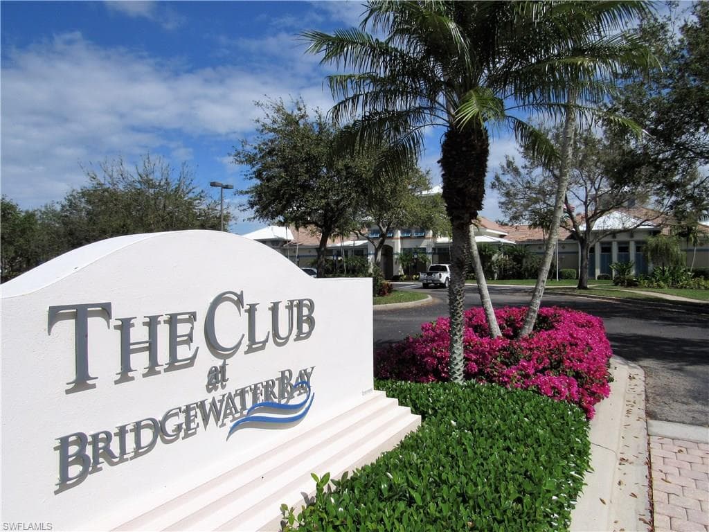 3015 Horizon LN # 2702, NAPLES FL 34109-19