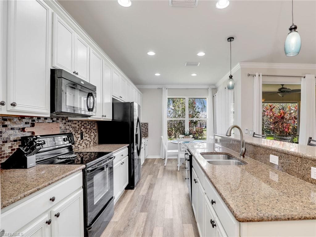 15100 Danios DR, BONITA SPRINGS FL 34135-5