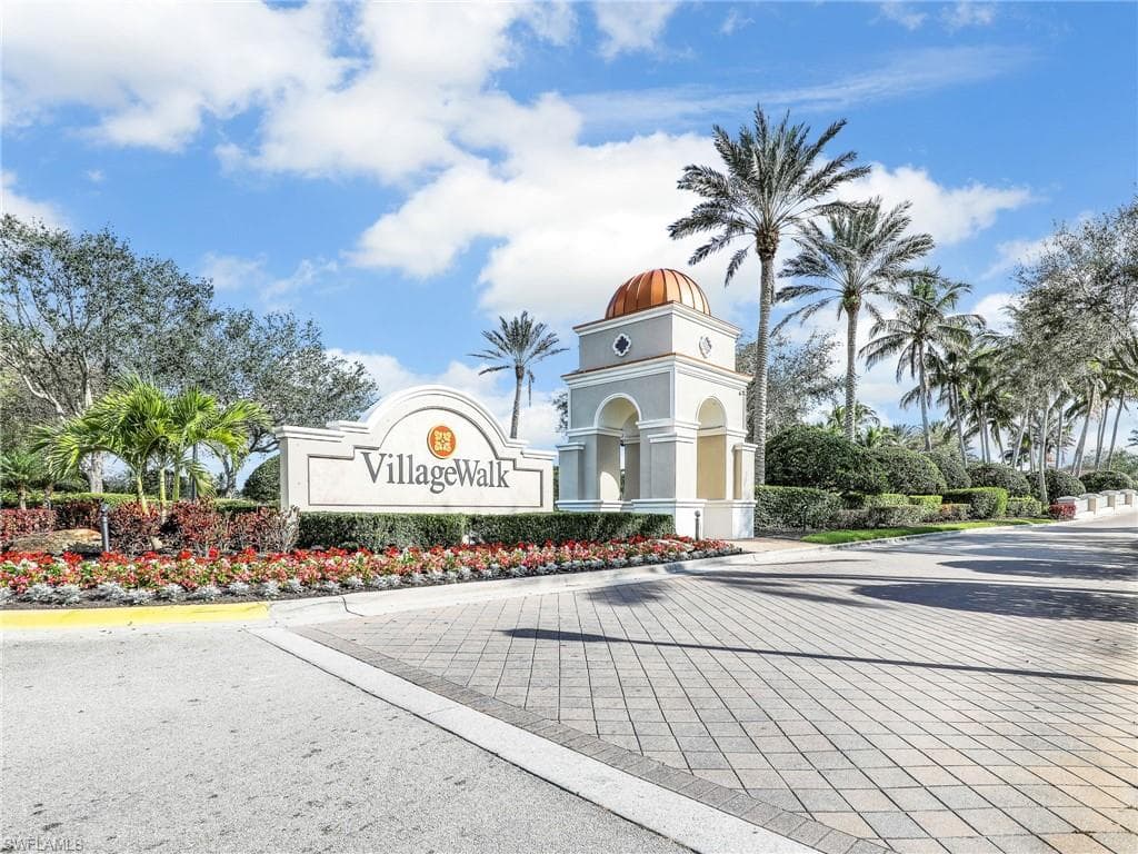 15100 Danios DR, BONITA SPRINGS FL 34135-38