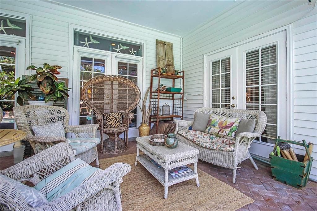 16090 Bentwood Palms DR, FORT MYERS FL 33908-29