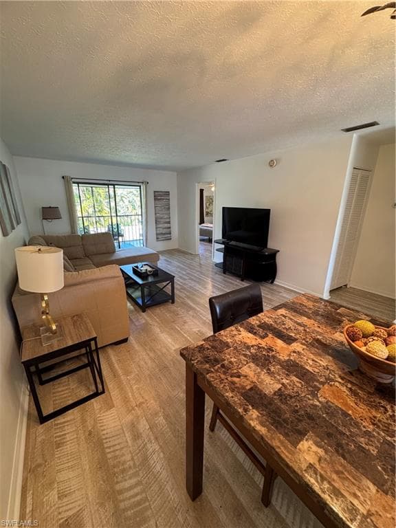 1101 Rosemary CT # 204, NAPLES FL 34103-10