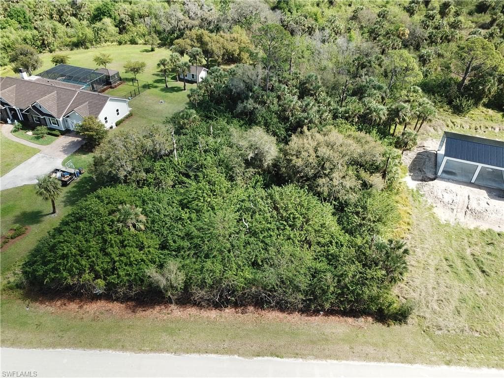 18430 River Estates LN, ALVA FL 33920-4