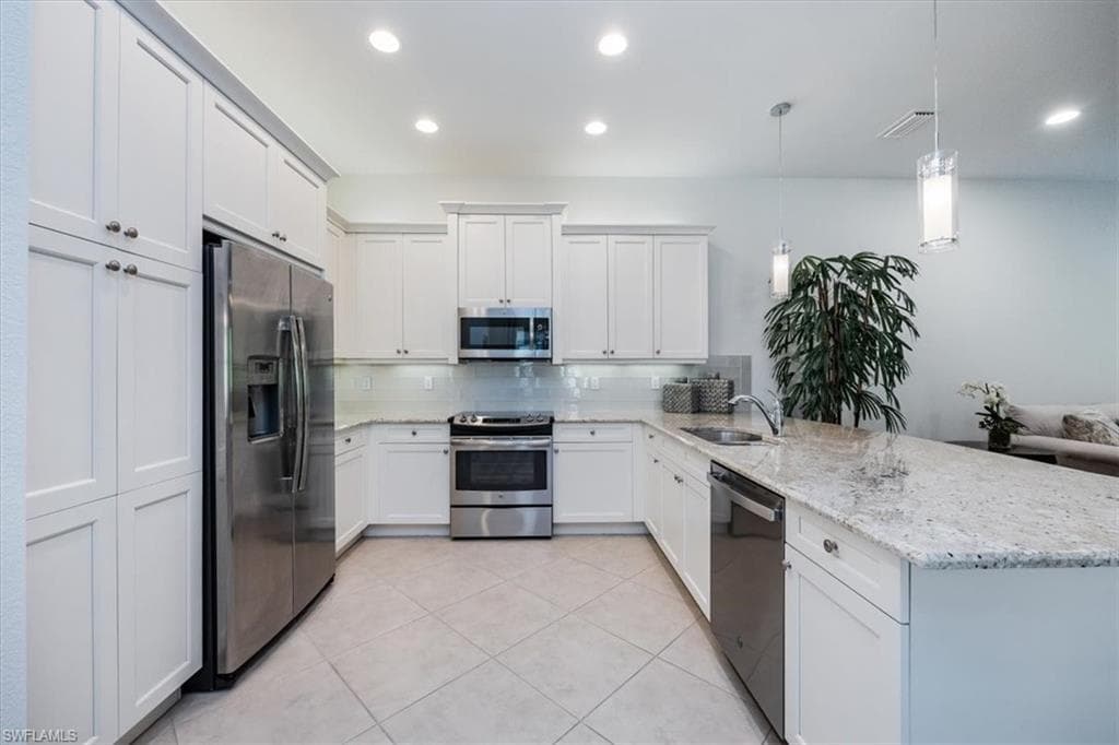 13459 Sumter LN, NAPLES FL 34109-7