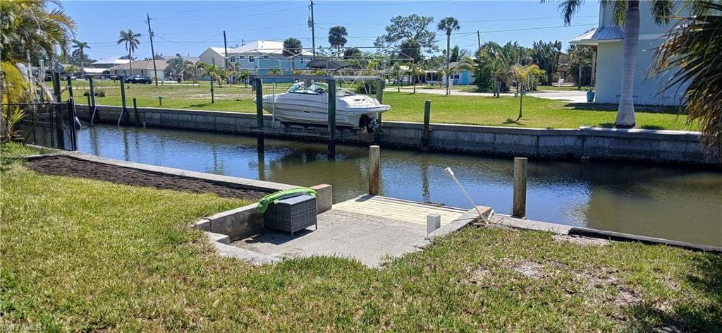 4745 Spring Creek DR, BONITA SPRINGS FL 34134-5