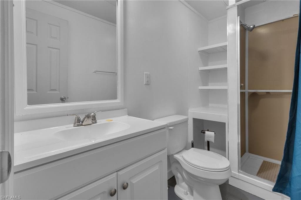 238 Mamie ST, CHOKOLOSKEE FL 34138-37