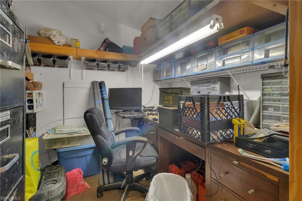 238 Mamie ST, CHOKOLOSKEE FL 34138-13