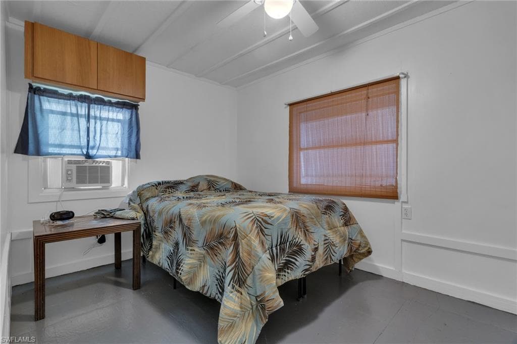 238 Mamie ST, CHOKOLOSKEE FL 34138-36