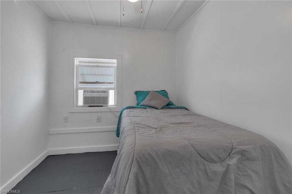 238 Mamie ST, CHOKOLOSKEE FL 34138-39