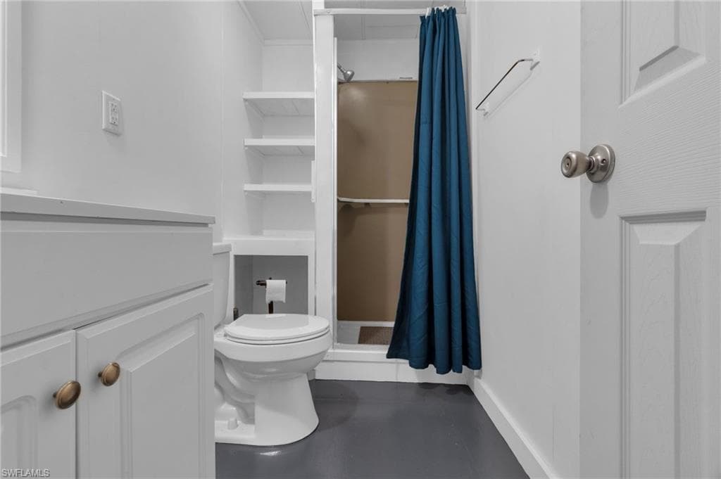 238 Mamie ST, CHOKOLOSKEE FL 34138-38