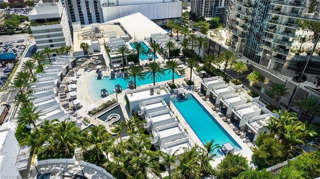 851 1 AVE E # 3303, MIAMI FL 33132-1