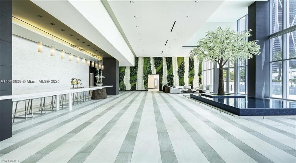 851 1 AVE E # 3303, MIAMI FL 33132-9