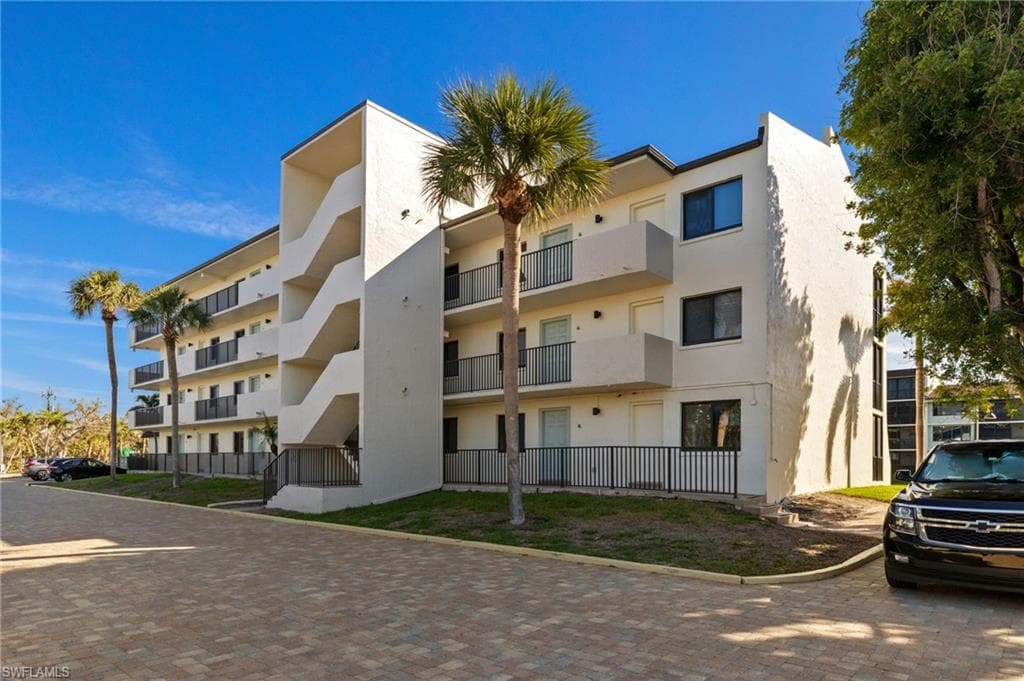 979 E Gulf DR # C303, SANIBEL FL 33957-25