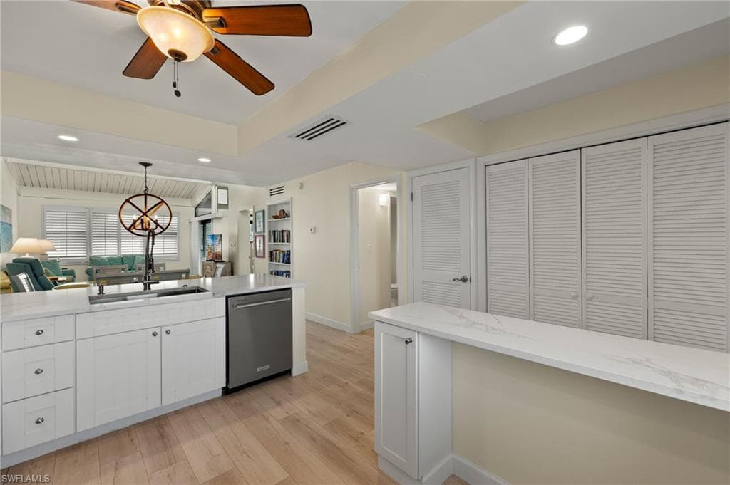 979 E Gulf DR # C303, SANIBEL FL 33957-8