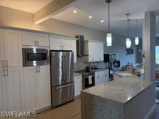 7687 Pebble Creek CIR E # 403, NAPLES FL 34108-5