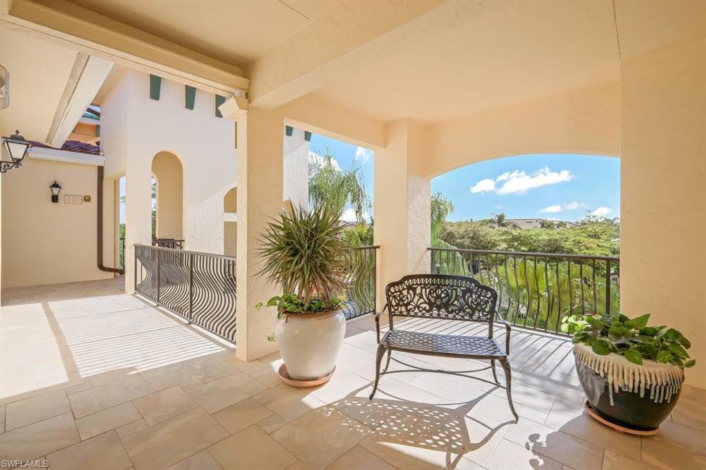 22300 Piazza Doria LN # 301, ESTERO FL 33928-22