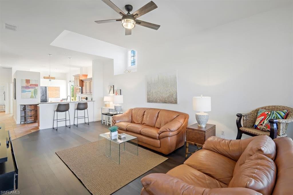 22300 Piazza Doria LN # 301, ESTERO FL 33928-12