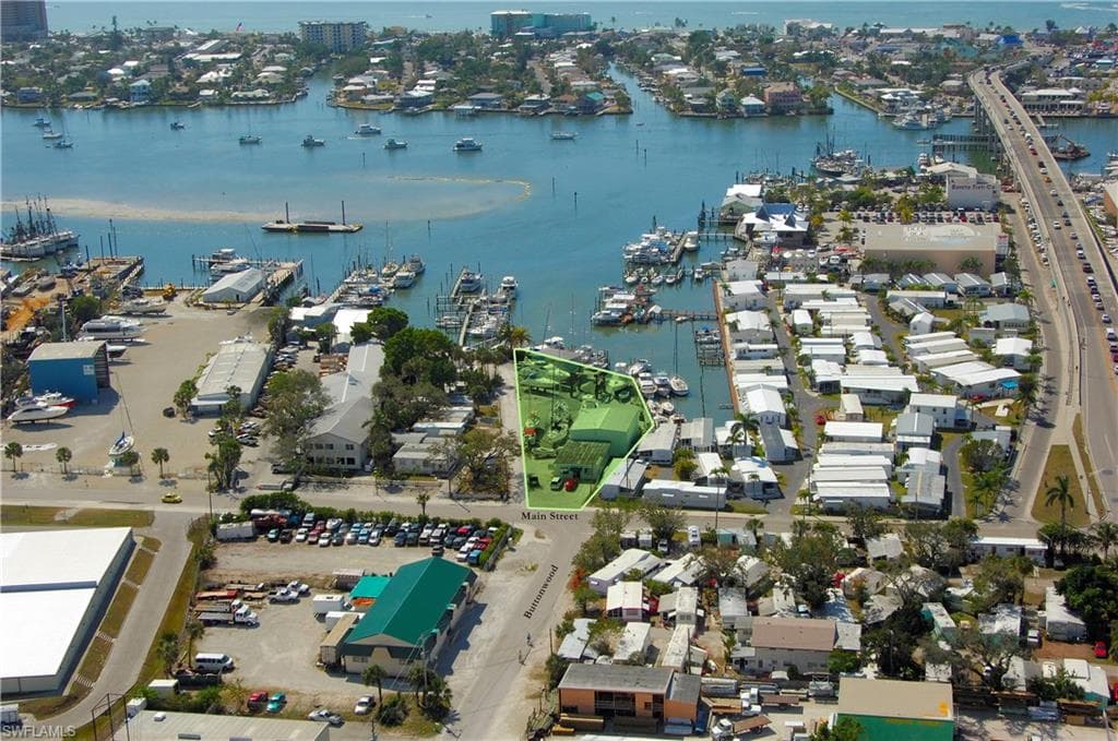 1100 Main ST, FORT MYERS BEACH FL 33931-5
