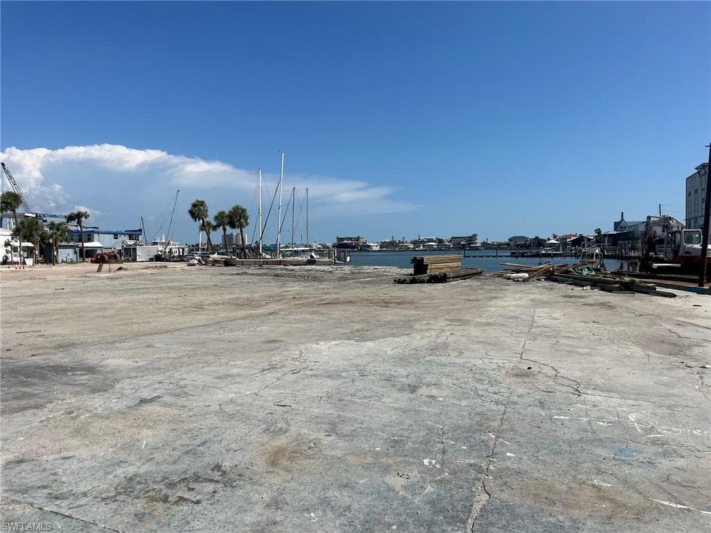 1100 Main ST, FORT MYERS BEACH FL 33931-11