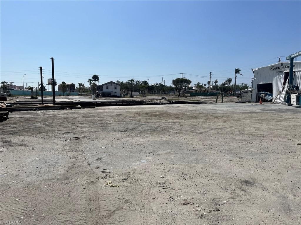 1100 Main ST, FORT MYERS BEACH FL 33931-14