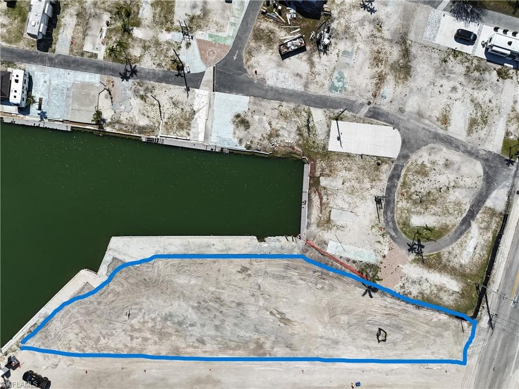 1100 Main ST, FORT MYERS BEACH FL 33931-38
