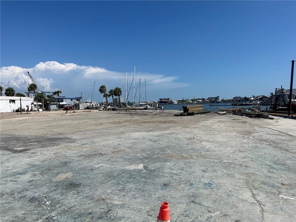 1100 Main ST, FORT MYERS BEACH FL 33931-7