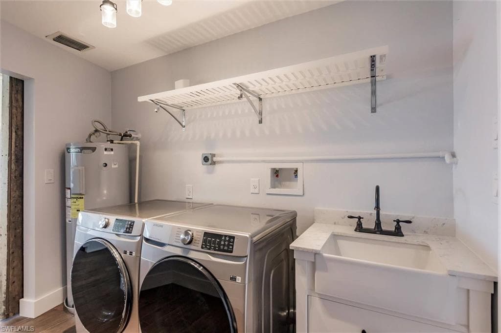 138 Riverview RD, FORT MYERS FL 33905-37