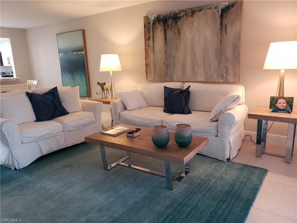 5435 Rattlesnake Hammock RD # 102, NAPLES FL 34113-5