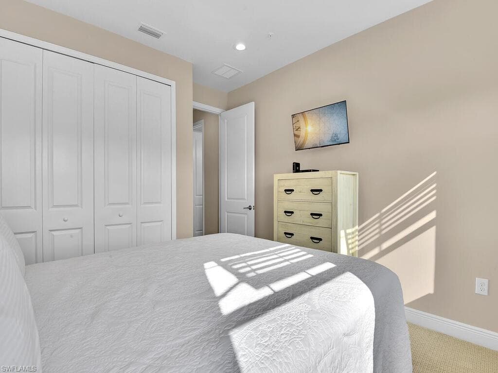 2561 Seychelles DR # 308, NAPLES FL 34112-8