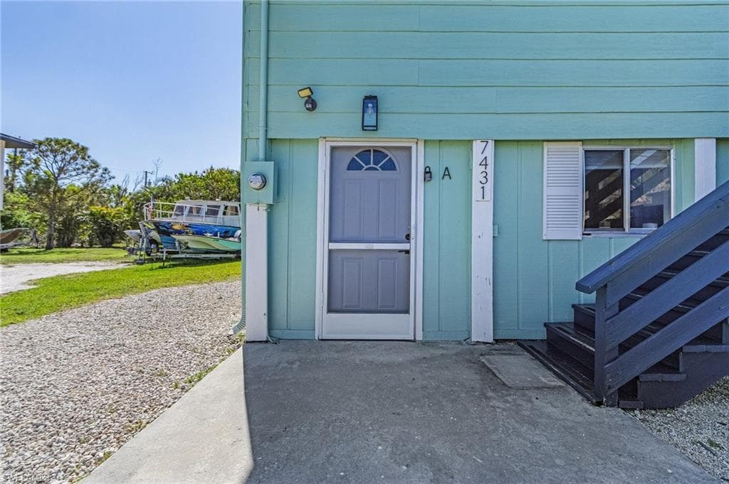 7431 Barrancas AVE-5