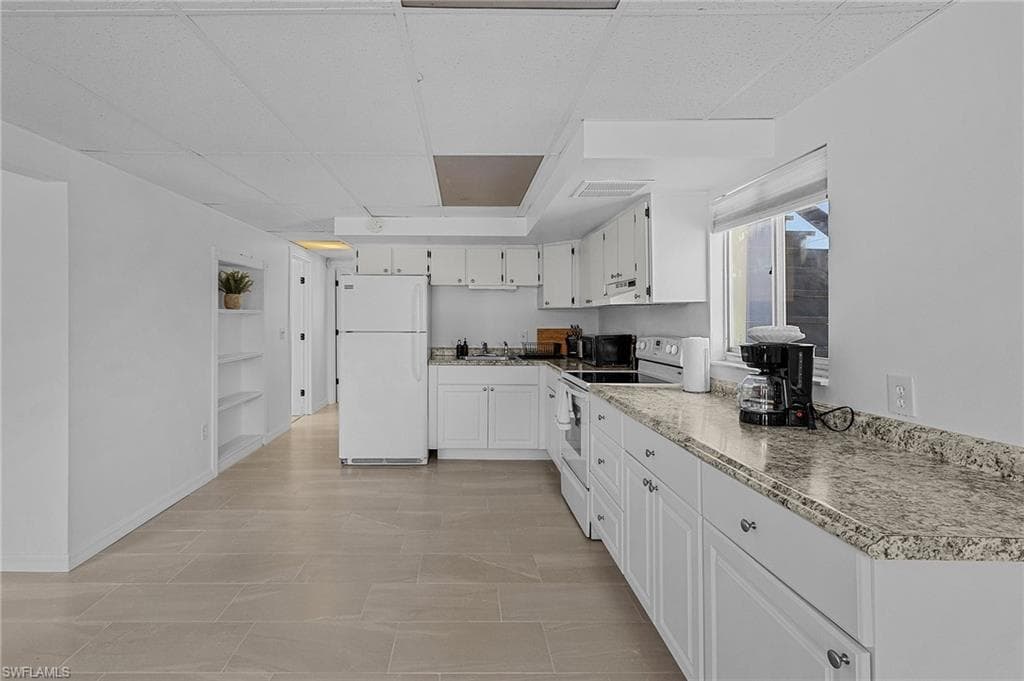 7431 Barrancas AVE-18