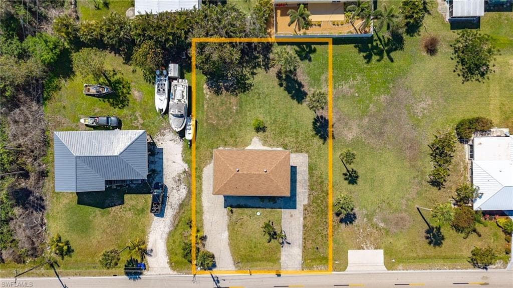 7431 Barrancas AVE-28