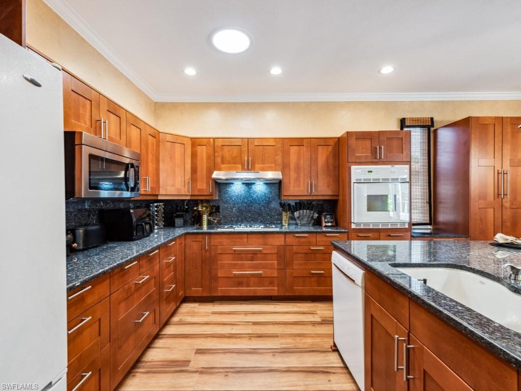 127 Palmetto Dunes CIR, NAPLES FL 34113-7