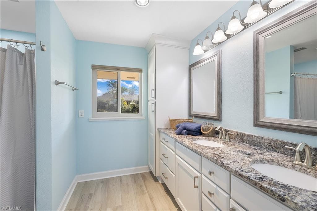 2205 Channel WAY, NORTH FORT MYERS FL 33917-5