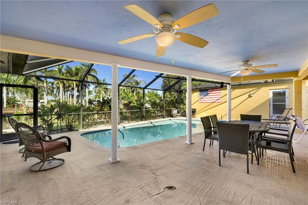 2205 Channel WAY, NORTH FORT MYERS FL 33917-16