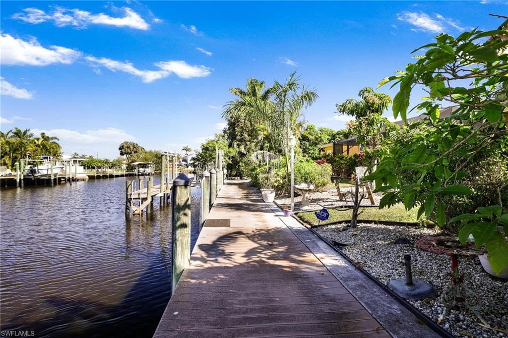 2205 Channel WAY, NORTH FORT MYERS FL 33917-29