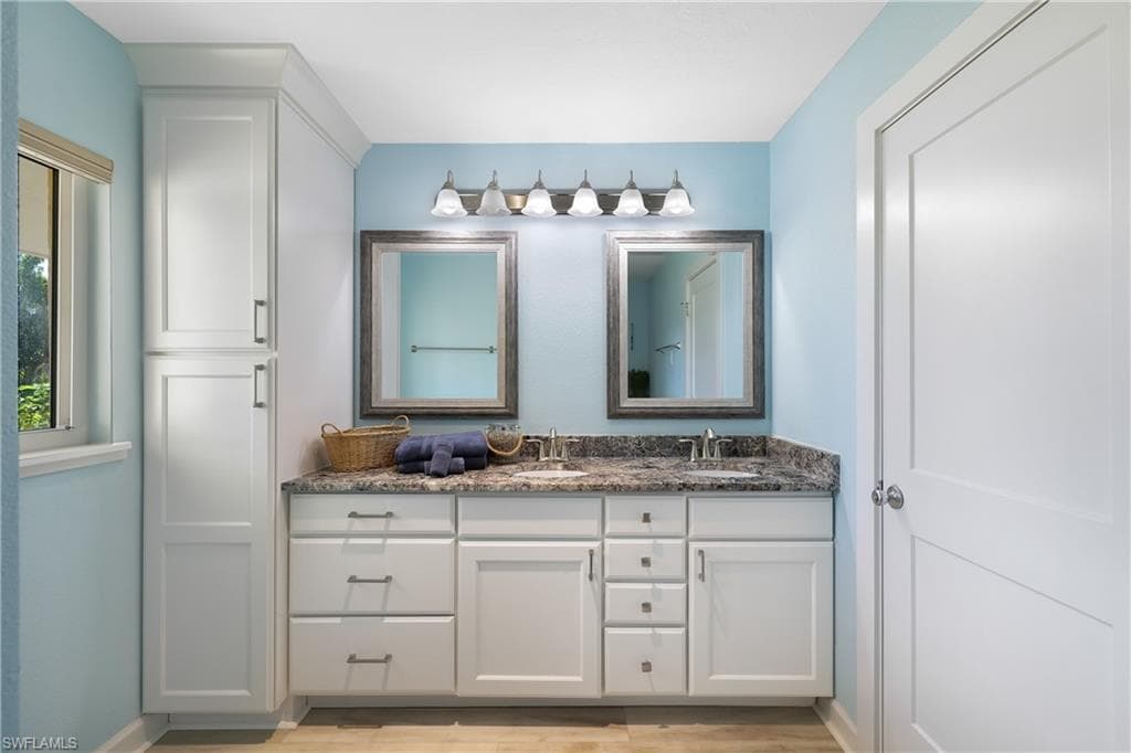 2205 Channel WAY, NORTH FORT MYERS FL 33917-10