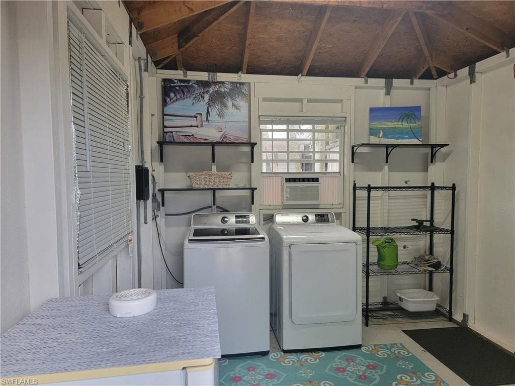 5761 Brightwood DR, FORT MYERS FL 33905-8