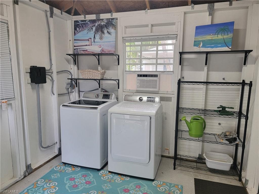 5761 Brightwood DR, FORT MYERS FL 33905-9