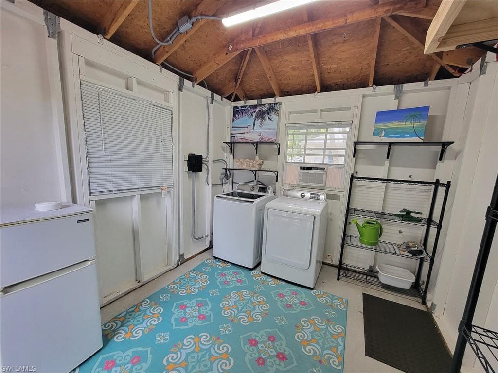5761 Brightwood DR, FORT MYERS FL 33905-10