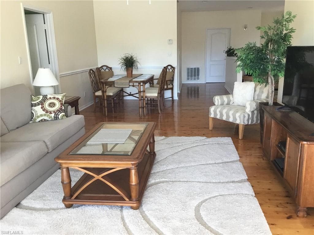 13831 Eagle Ridge Lakes DR # 201, FORT MYERS FL 33912-2