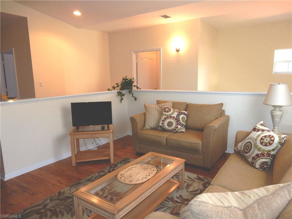 13831 Eagle Ridge Lakes DR # 201, FORT MYERS FL 33912-10