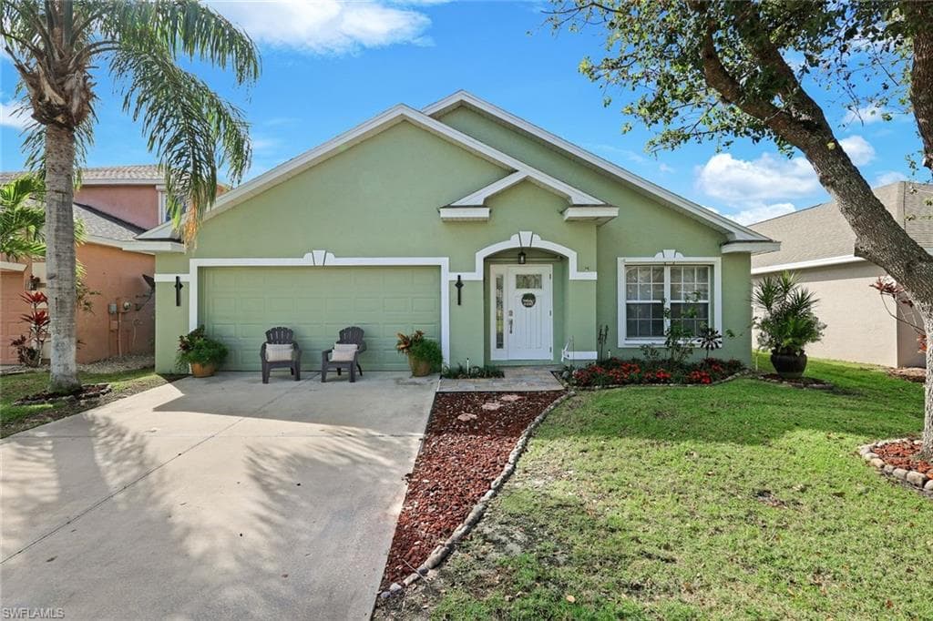 8937 Fawn Ridge DR, FORT MYERS FL 33912-1